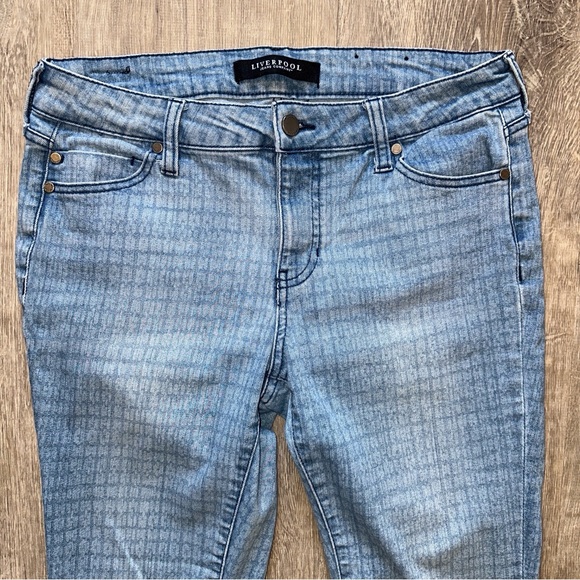 Liverpool Jeans Company Abby Skinny Light Blue Plaid Print Jeans - Picture 2 of 5